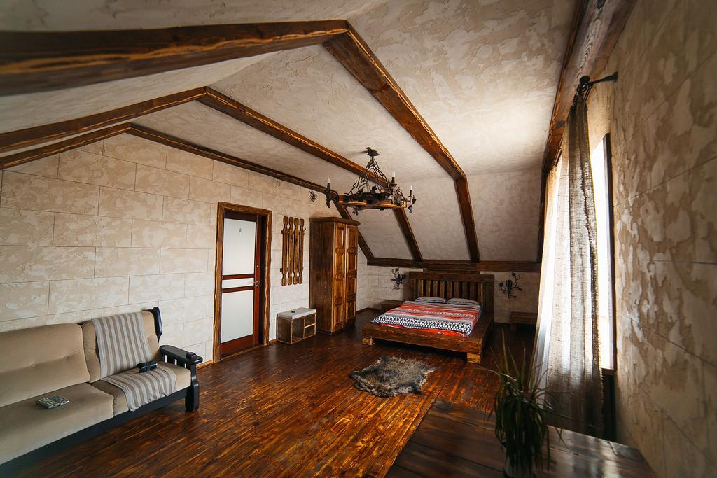 Usadba Slavnaya Hotel Mukhavets Buitenkant foto
