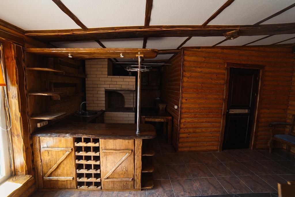 Usadba Slavnaya Hotel Mukhavets Buitenkant foto
